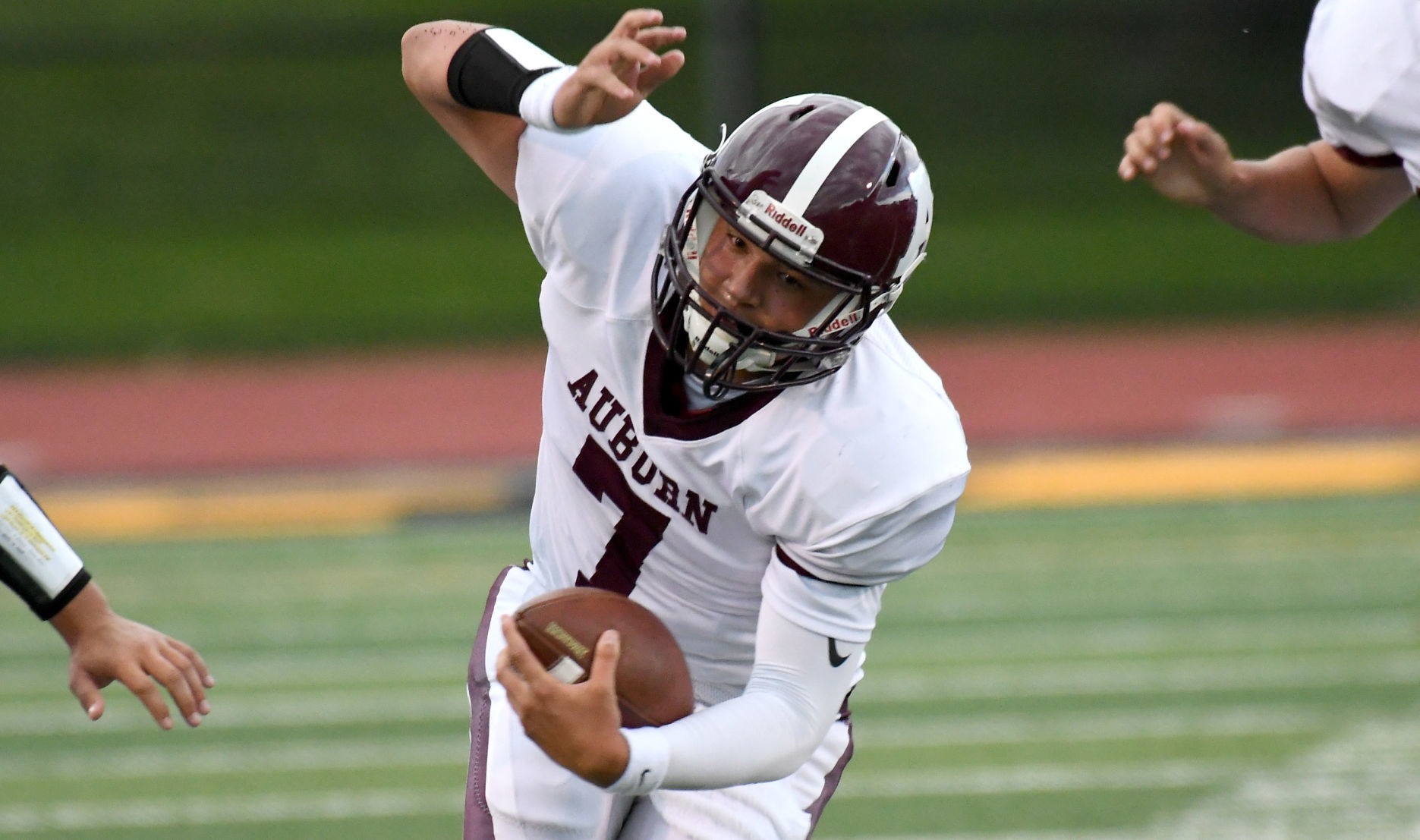 Auburn Henninger Football 8.JPG